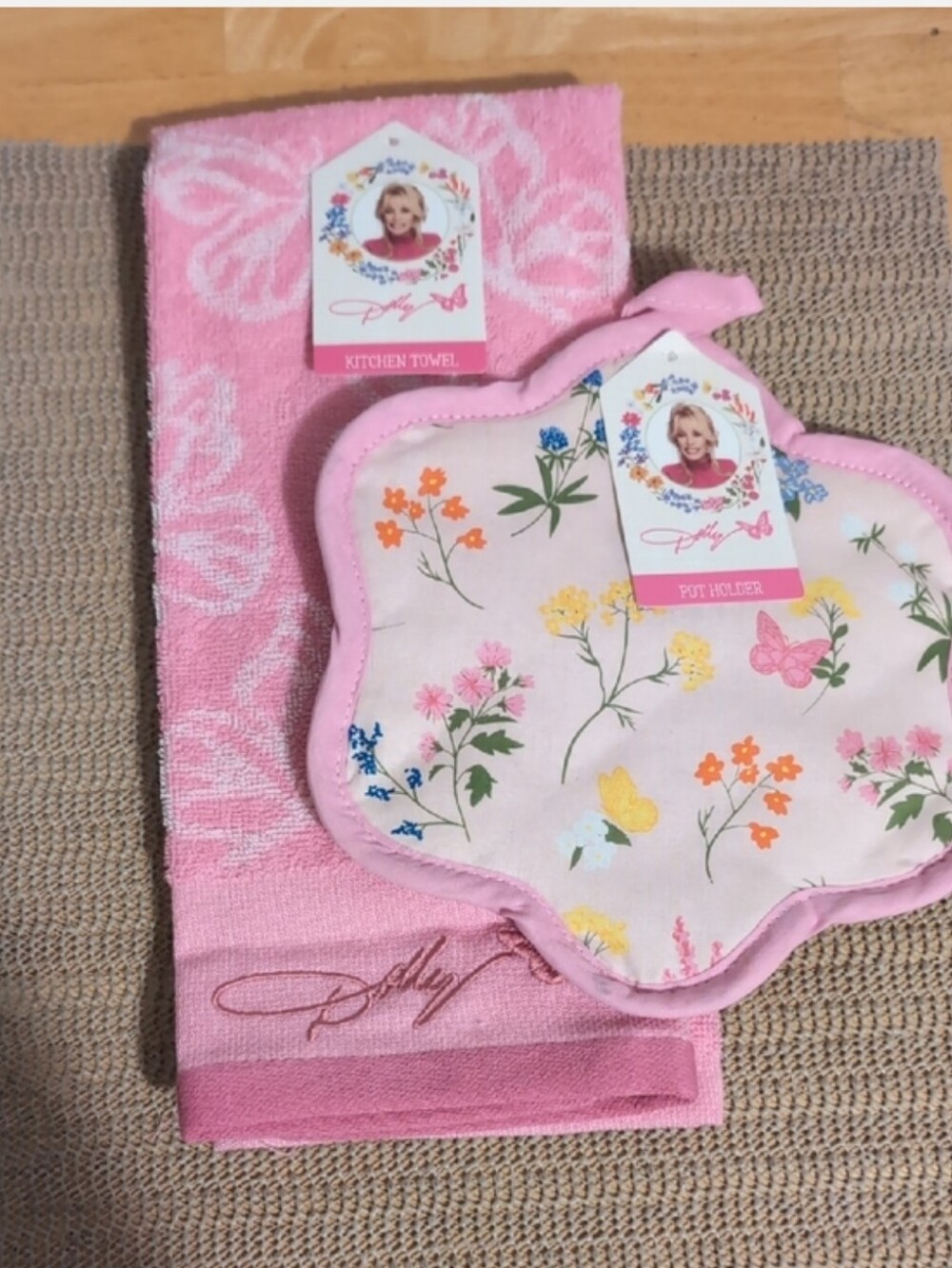 Dolly Parton Dish Towel & Pot Holder Set